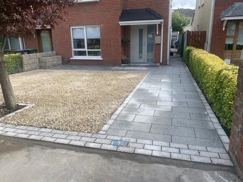 Gravelled Driveway with Granite Cobbles and Flagstones in Beaumont, Dublin